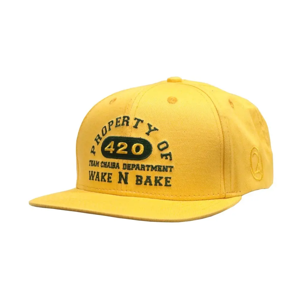 CAPPELLINO GIALLO CON VISIERA "CHAIBA WAKE & BAKE" 420