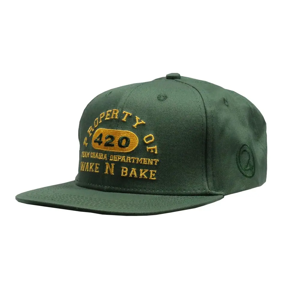 CAPPELLINO VERDE CON VISIERA "CHAIBA WAKE & BAKE" 420