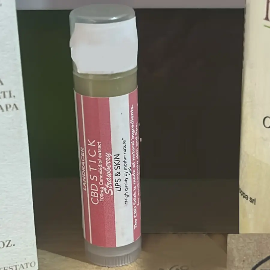 CBD STICK BALSAMO LIPS & SKIN (Labbra e Pelle) STRAWBERRY LANDRACER