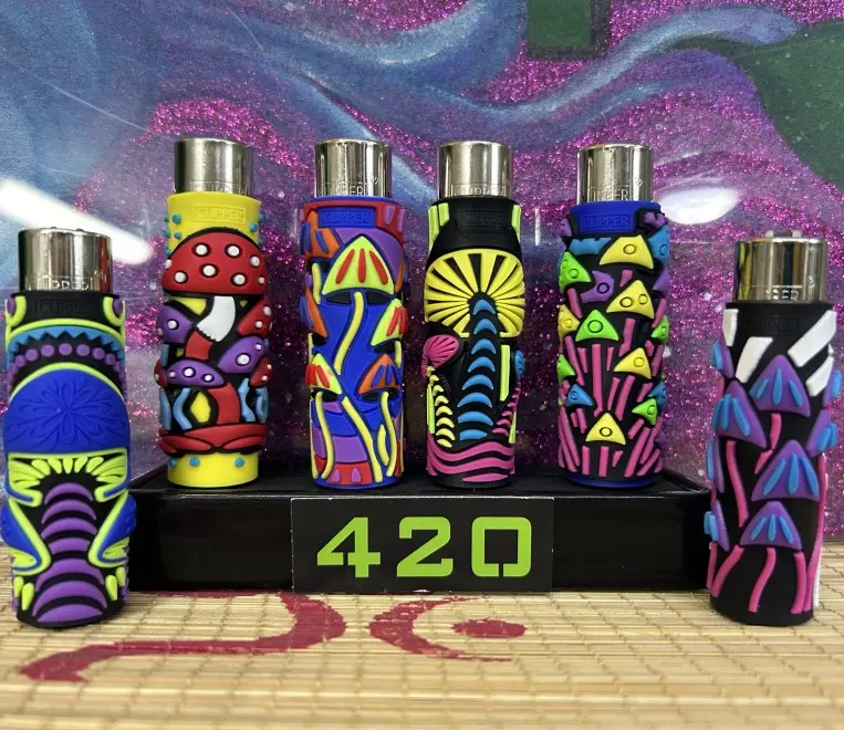CLIPPER CON COVER IN GOMMA MUSHROOMS